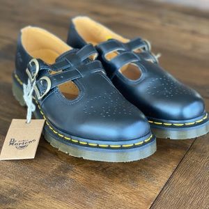 NWT Dr. Martens Mary Jane Shoes